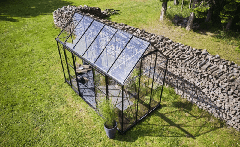 Planthouse 6 in Black