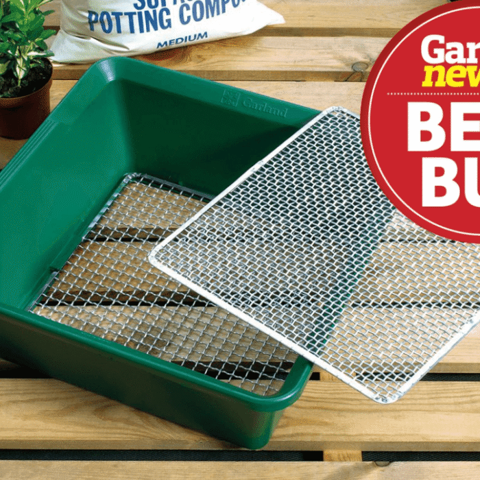 Gardening sieve