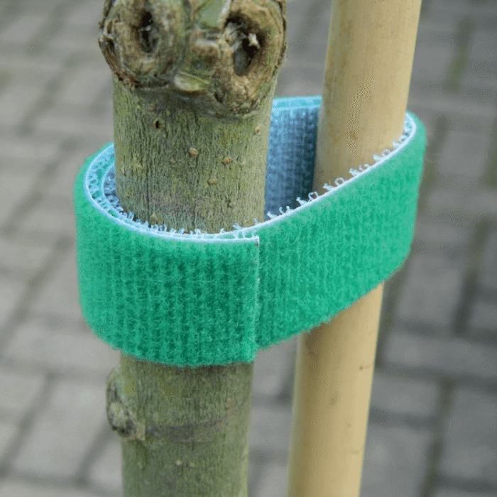 Garland Hook n Loop Tie