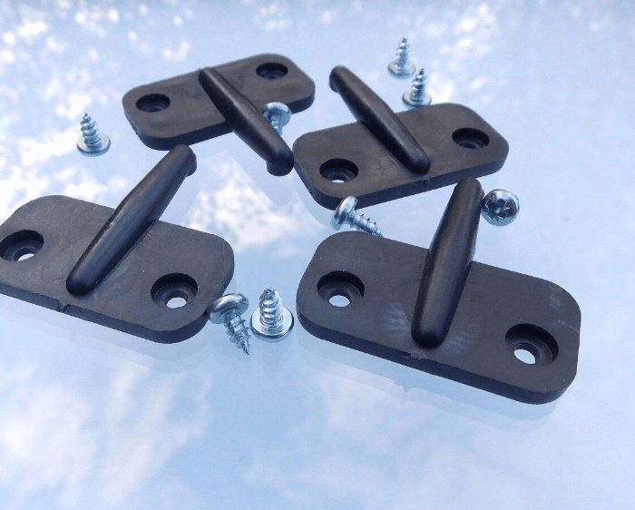 Halls Popular Vent Stay Peg