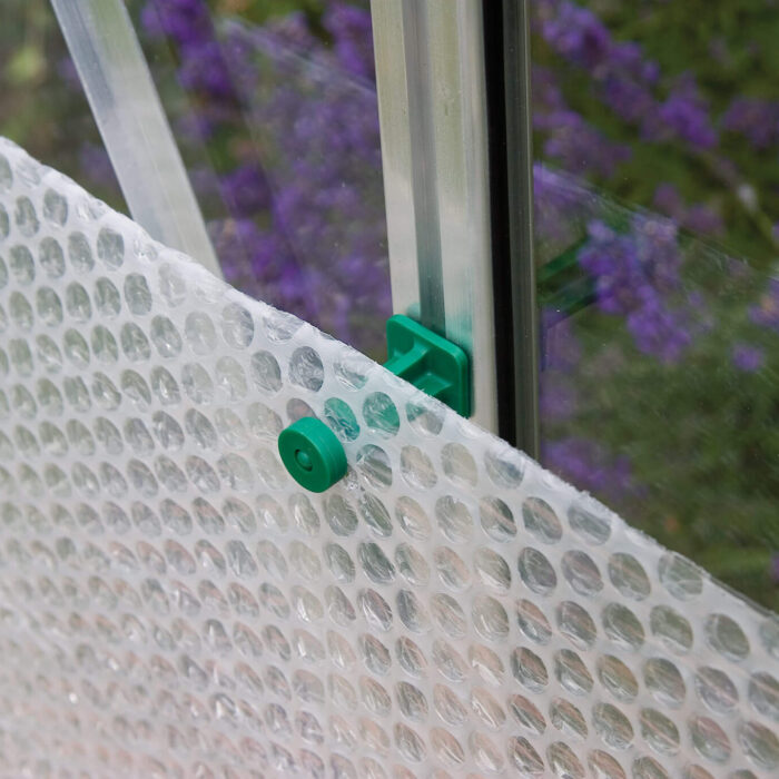 Bubble Plastic with Insulation Clips